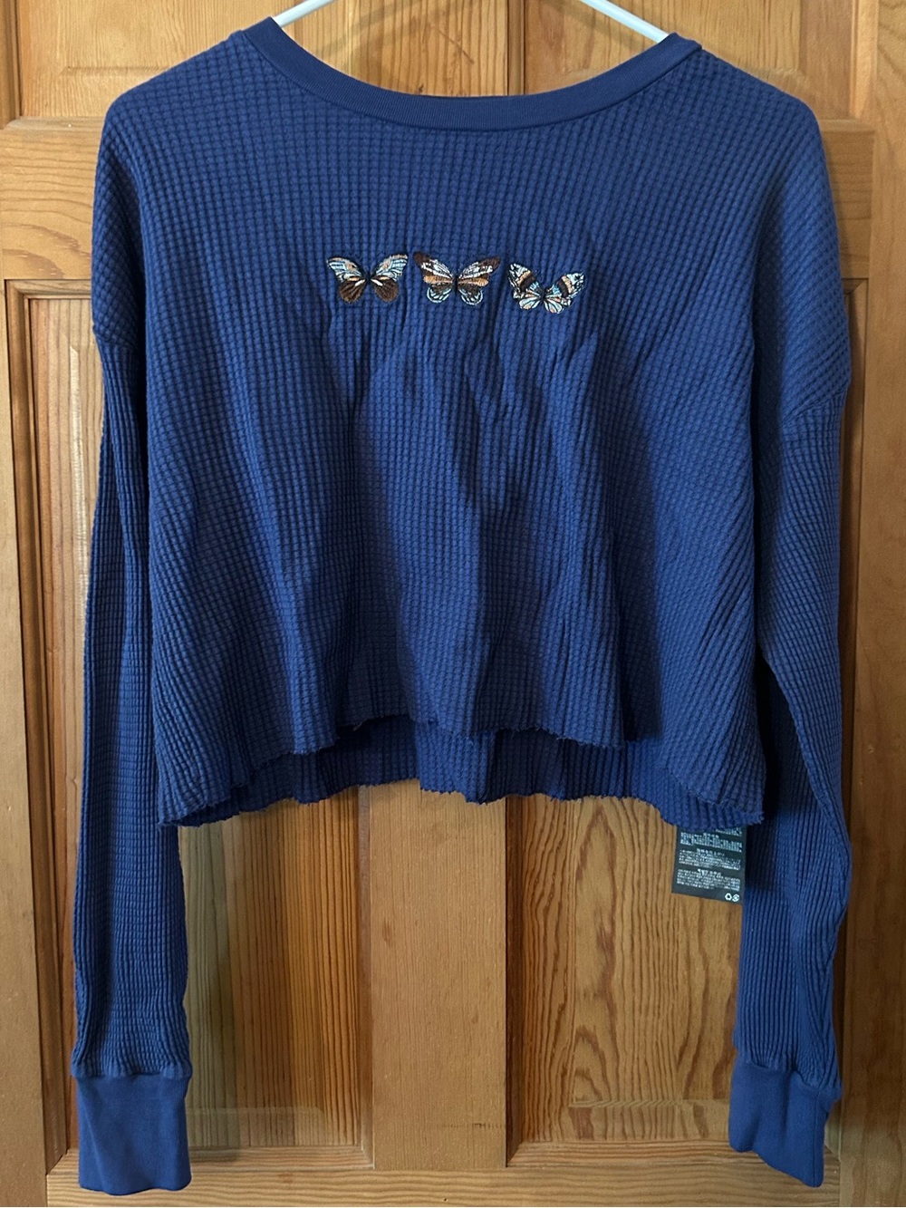 Forever 21 Navy Waffle-Knit Cropped Sweatshirt with Butterfly Detail